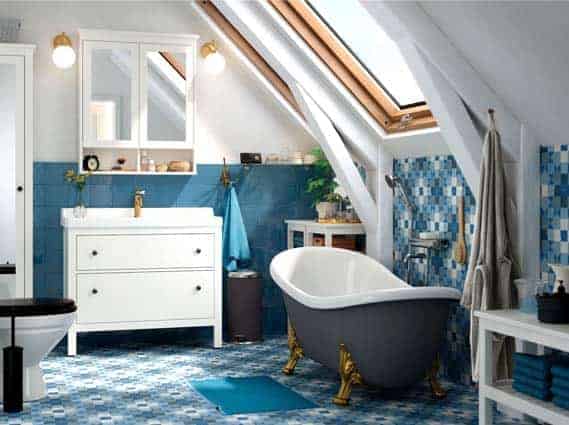 salle de bain bleue carrelage IKEA